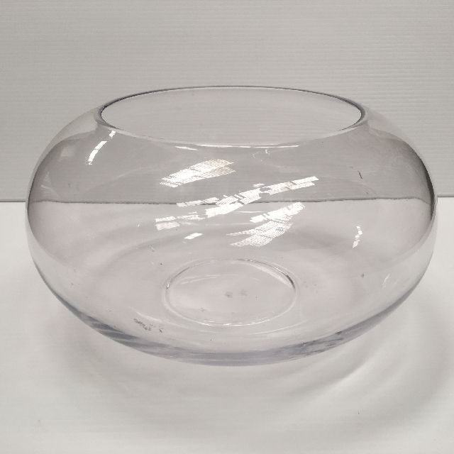 VASE, Glass - Squat (Medium)
